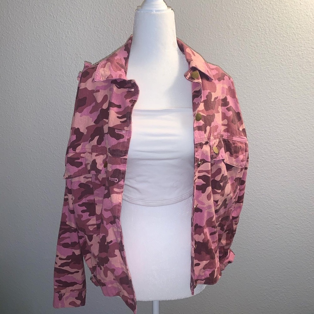 Oversized Camouflage Jacket
